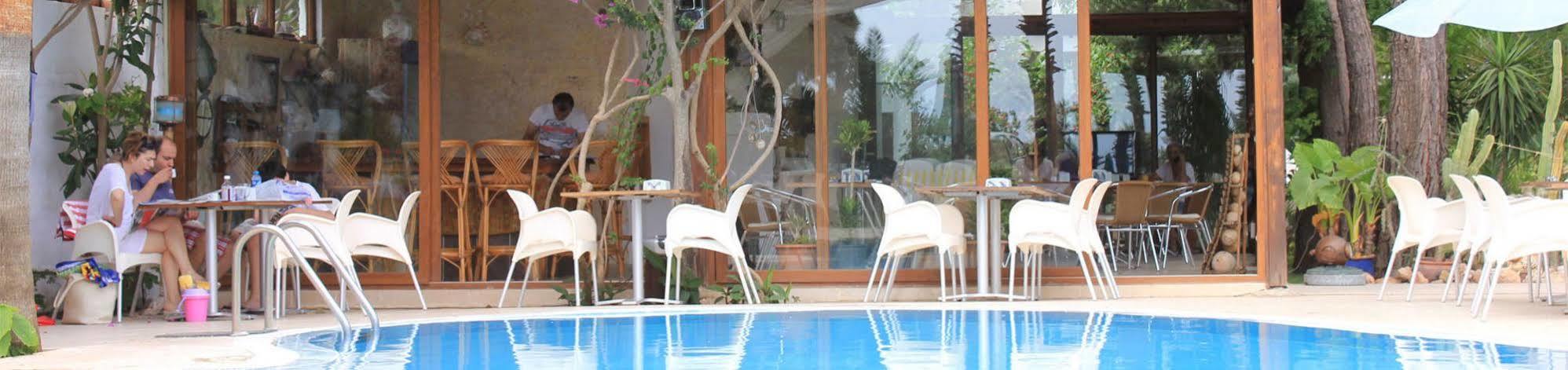 On Hotel Adrasan Luaran gambar